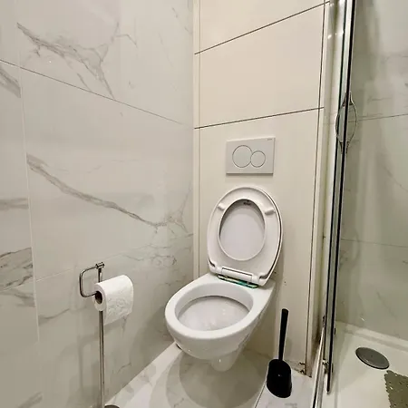 Lovely And Charming In The Heart Of - Total Comfort * Льеж